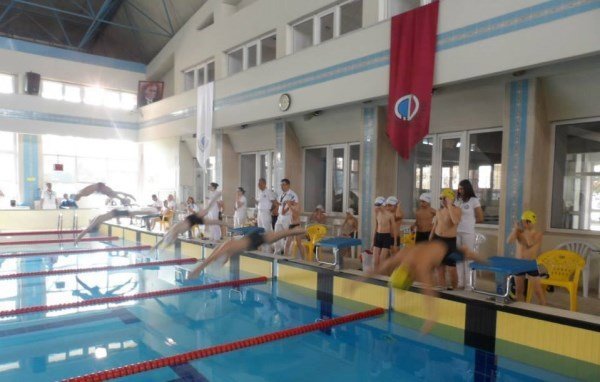 Anadolu Üni. Yüzme Havuzu